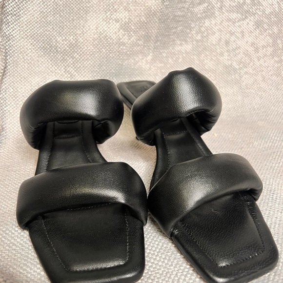 H&M Black Strappy Heeled Sandals - Picture 7 of 8